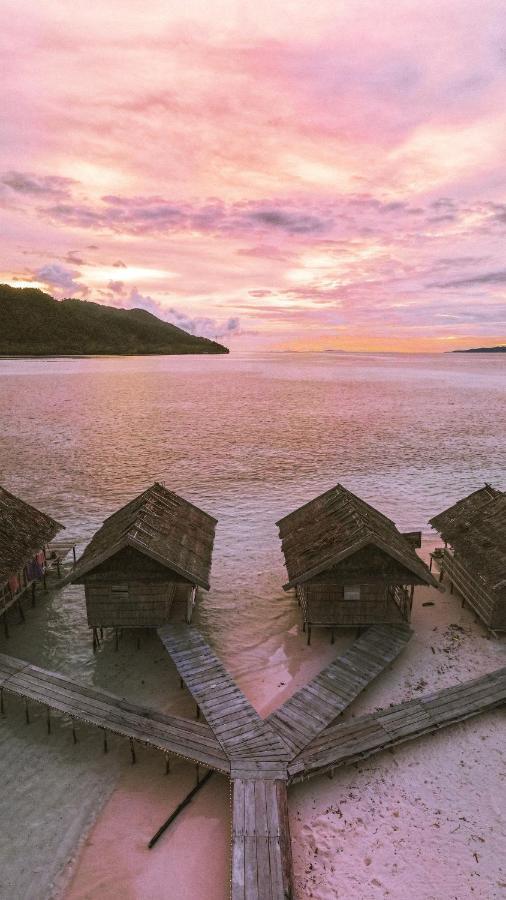 Kri Nus Homestay Raja Ampat מראה חיצוני תמונה